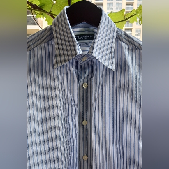 DOLCE & GABBANA shirt, neck size 15 1/2 (39), 100% cotton, tailored fit - Picture 4 of 9